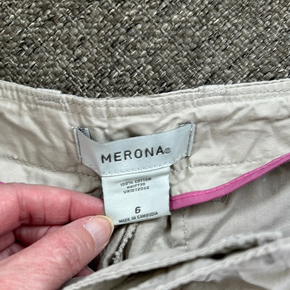 Merona Women’s Tan Flat Front Shorts for Casual Elegance Size 6